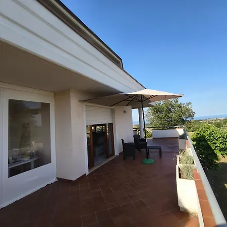 A Casa Di Fina Tra Mare E Collina